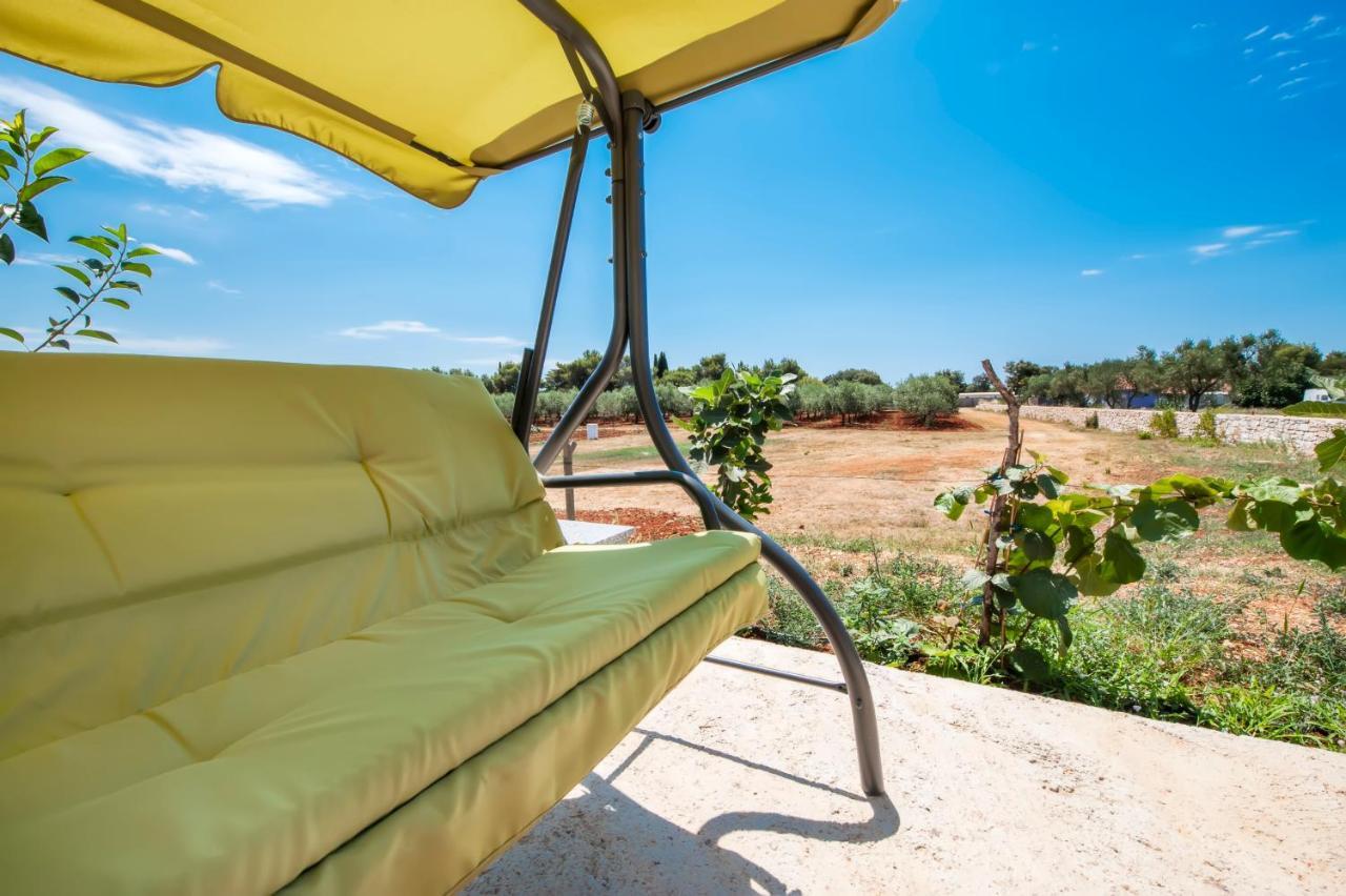 Casetta In Campagna Rovinj Exterior photo